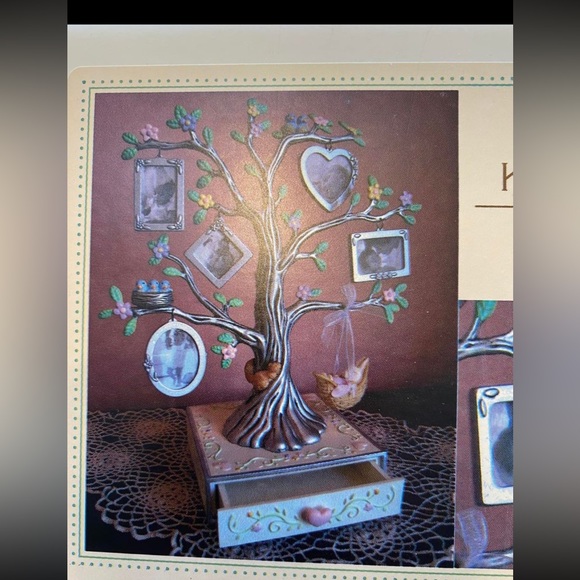 Hallmark family tree - Picture 1 of 3